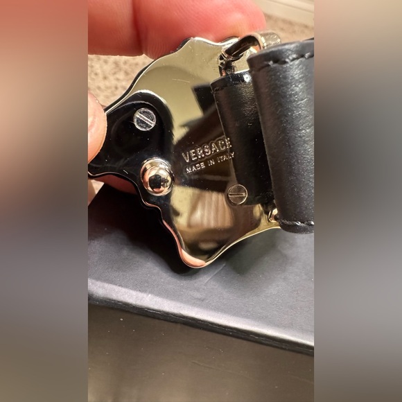 Versace Women’s Black Belt with Black Medusa Buckle Great Condition - Picture 5 of 16